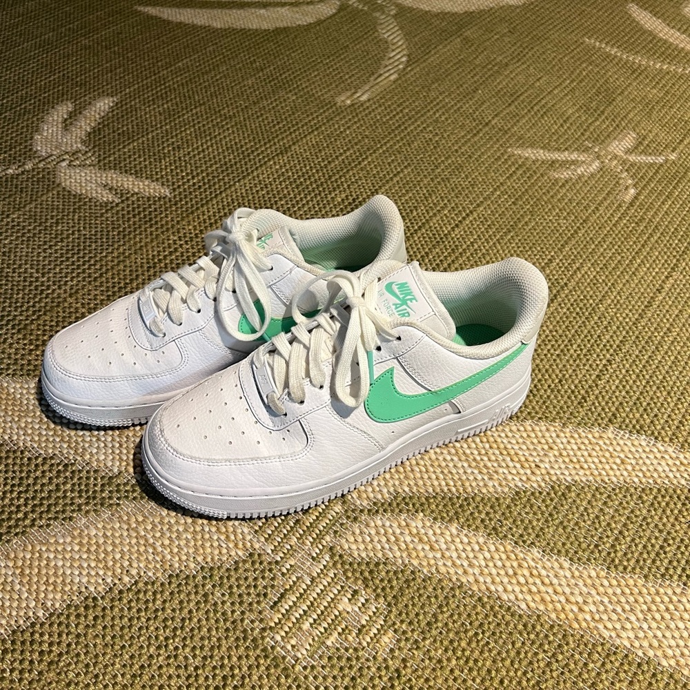 Nike Air Force